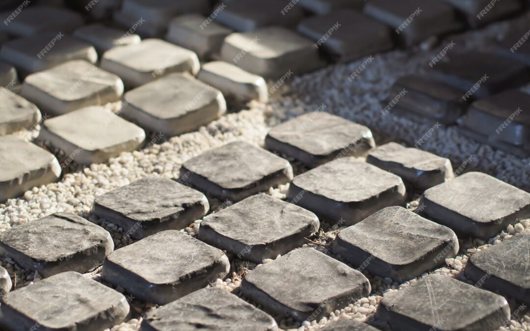 How to Choose the Best Materials for Your Walkways and Patios in Alpharetta